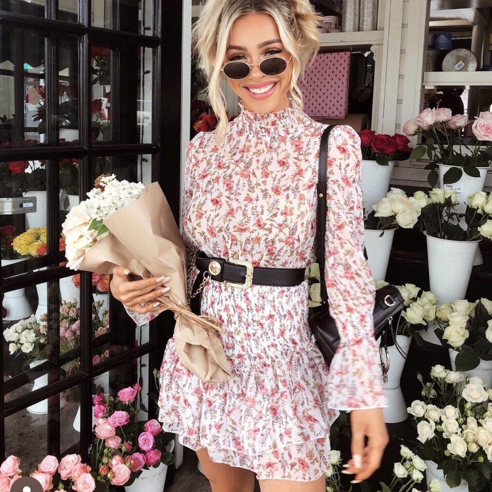 PRINCESS POLLY WHITE & PINK FLORAL DRESS SIZE 0